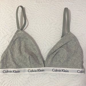 Brand New Calvin Klein bralette😍✨